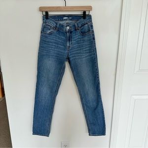 Old Navy Mid-rise boyfriend jeans